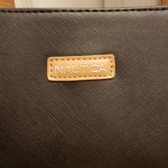 🎁SALE🎁*NEW WITH TAGS* Nautica Handbag - Picture 3 of 6
